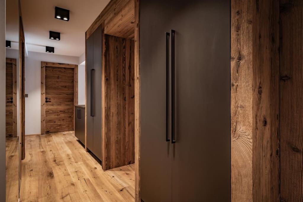 Cozy Loft In The Alps Of Zillertal Appartement Schwendau Buitenkant foto