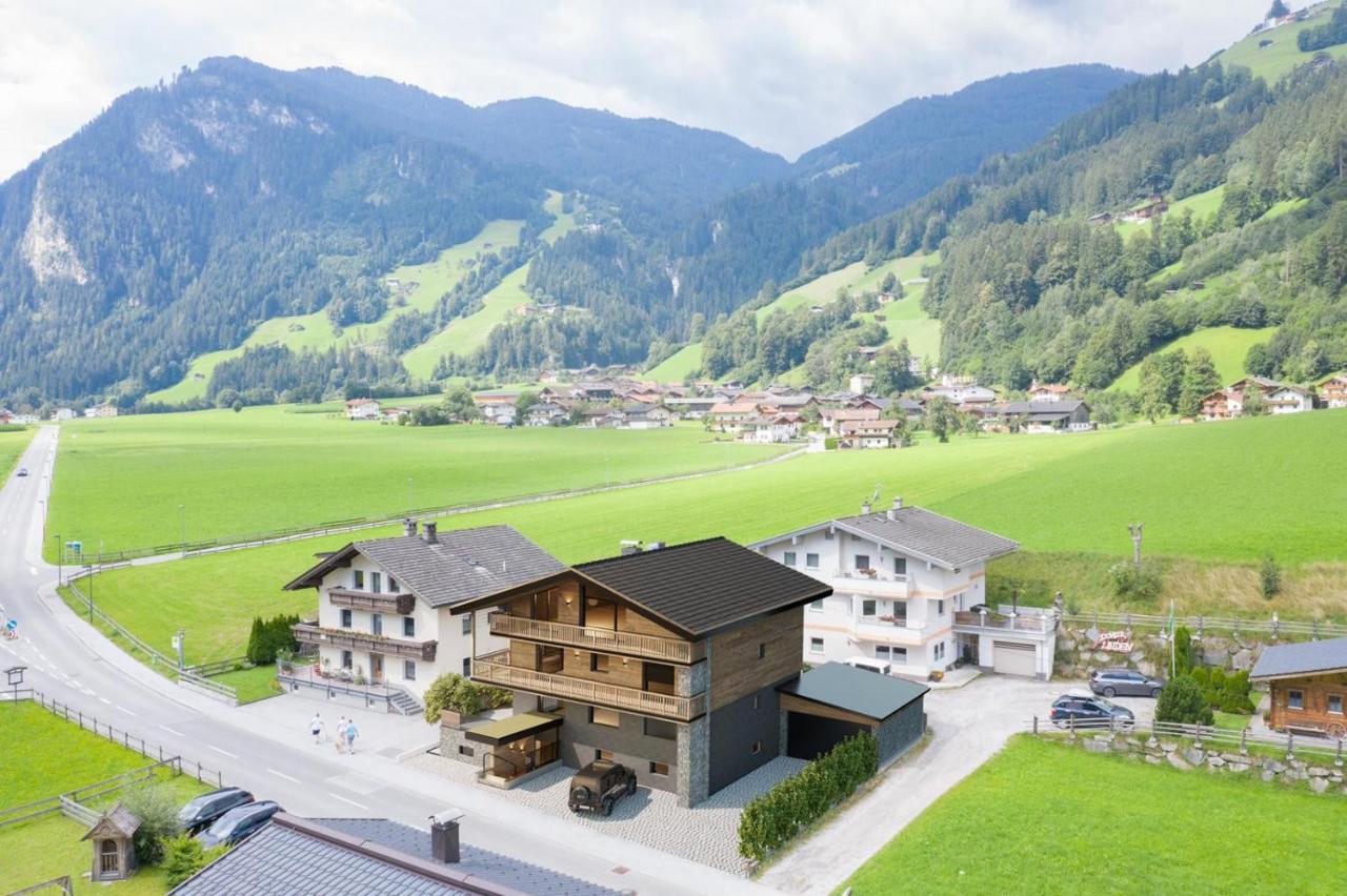 Cozy Loft In The Alps Of Zillertal Appartement Schwendau Buitenkant foto